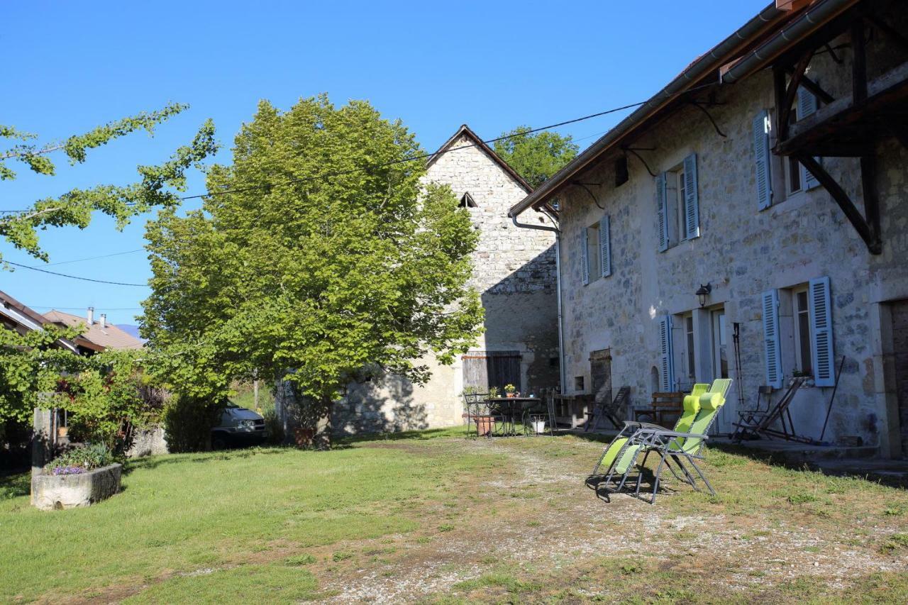 Chambres D'Hotes Des Deux Lacs Ceyzerieu 外观 照片